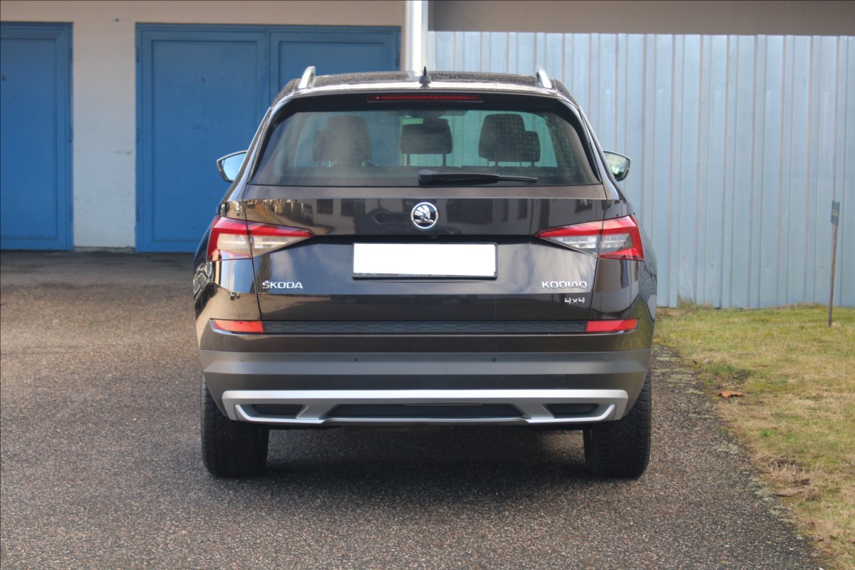 skoda-kodiaq-2-0-tdi-140kw-scout-4x4 - 5