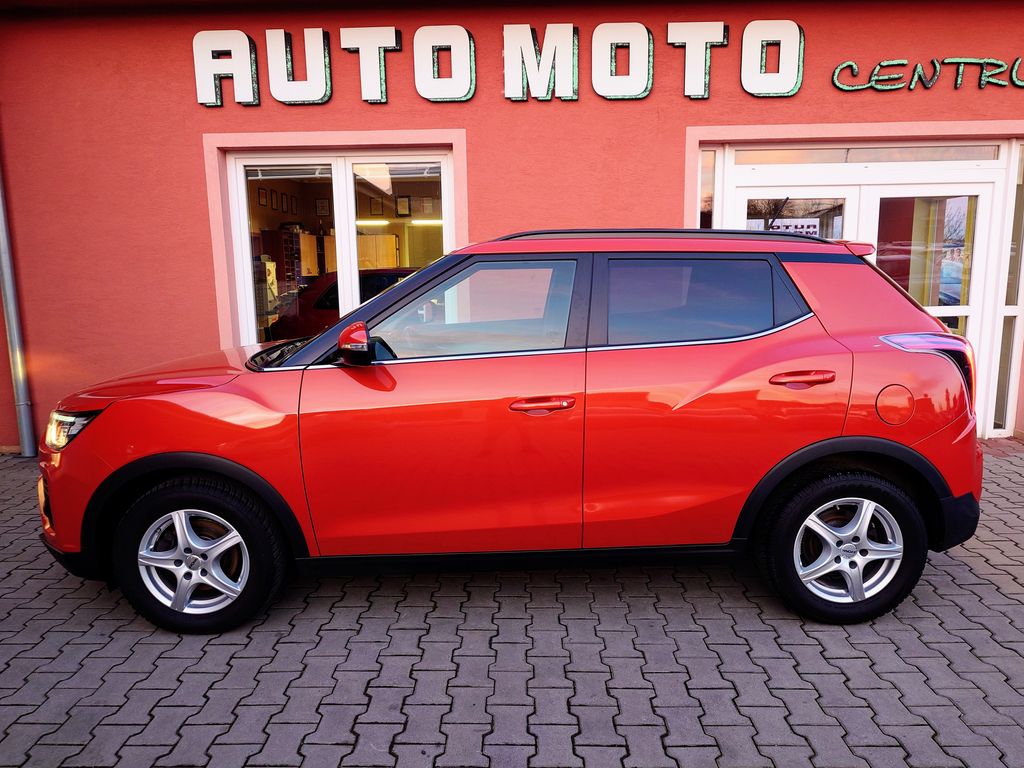 ssangyong-tivoli-1-5-t-gdi-sapphire-4x2 - 1