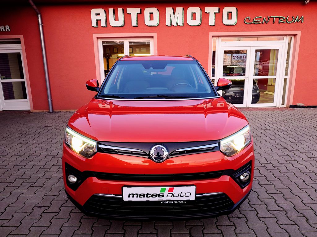 ssangyong-tivoli-1-5-t-gdi-sapphire-4x2 - 6