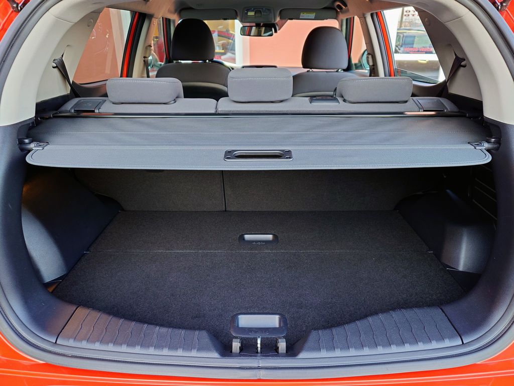 ssangyong-tivoli-1-5-t-gdi-sapphire-4x2 - 9