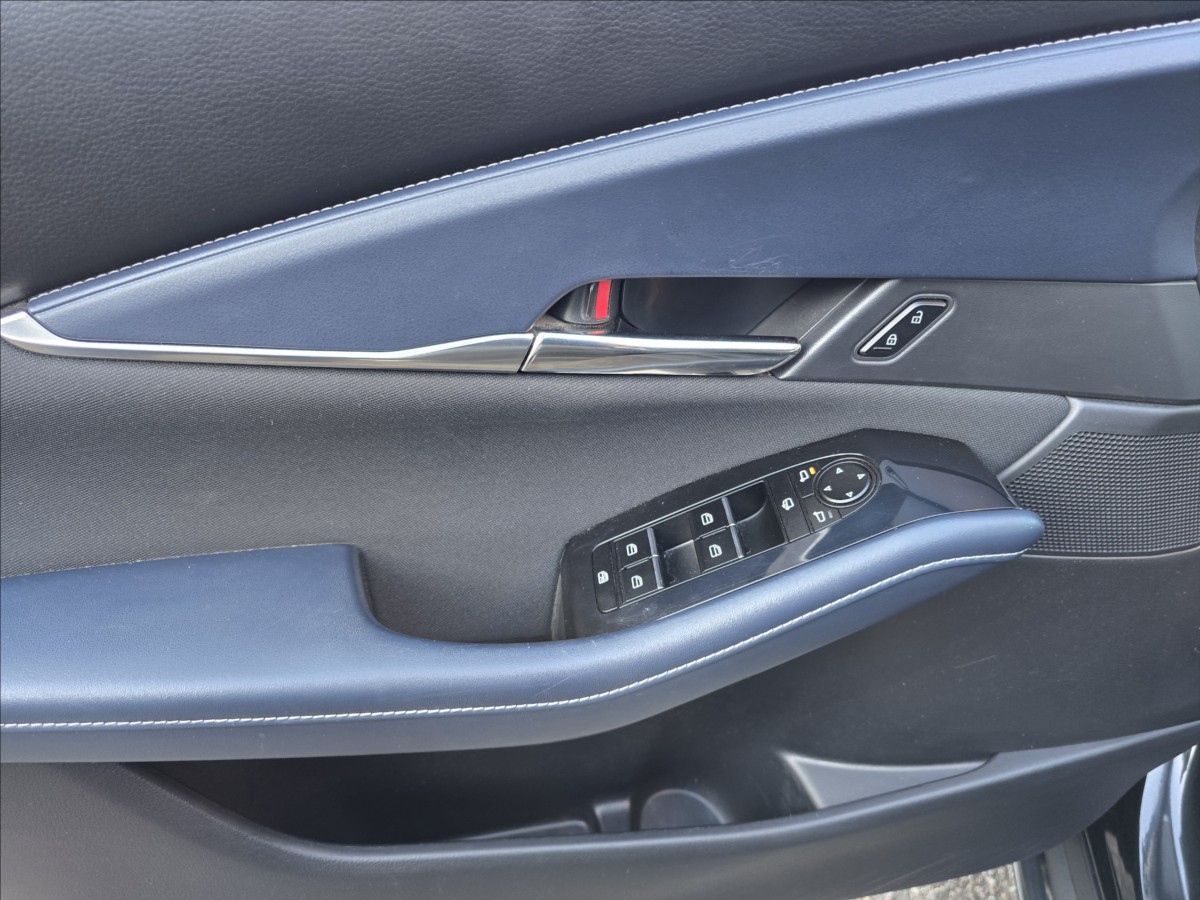 mazda-cx-3-2-0-g-skyactiv-comfort - 9
