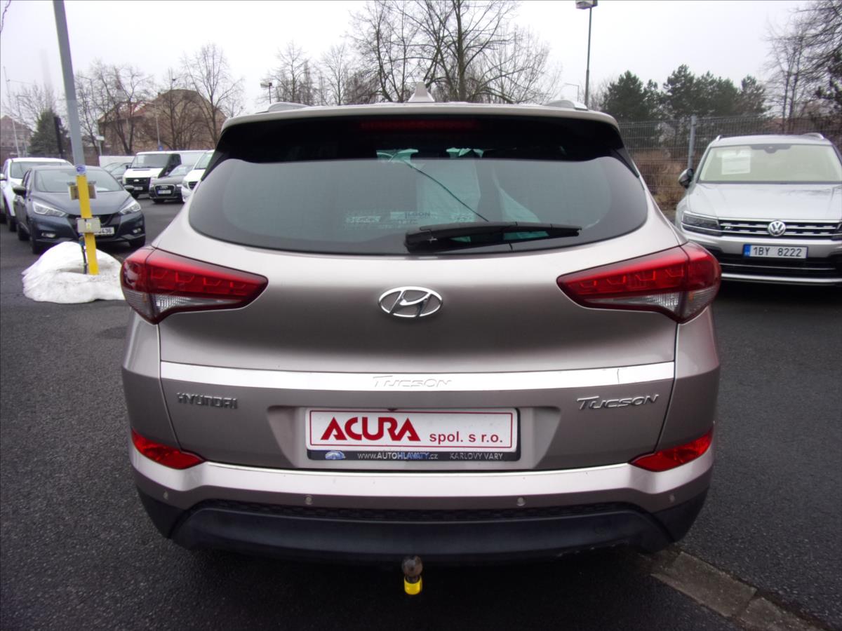 hyundai-tucson-1-7-crdi-trikolor-1maj - 3