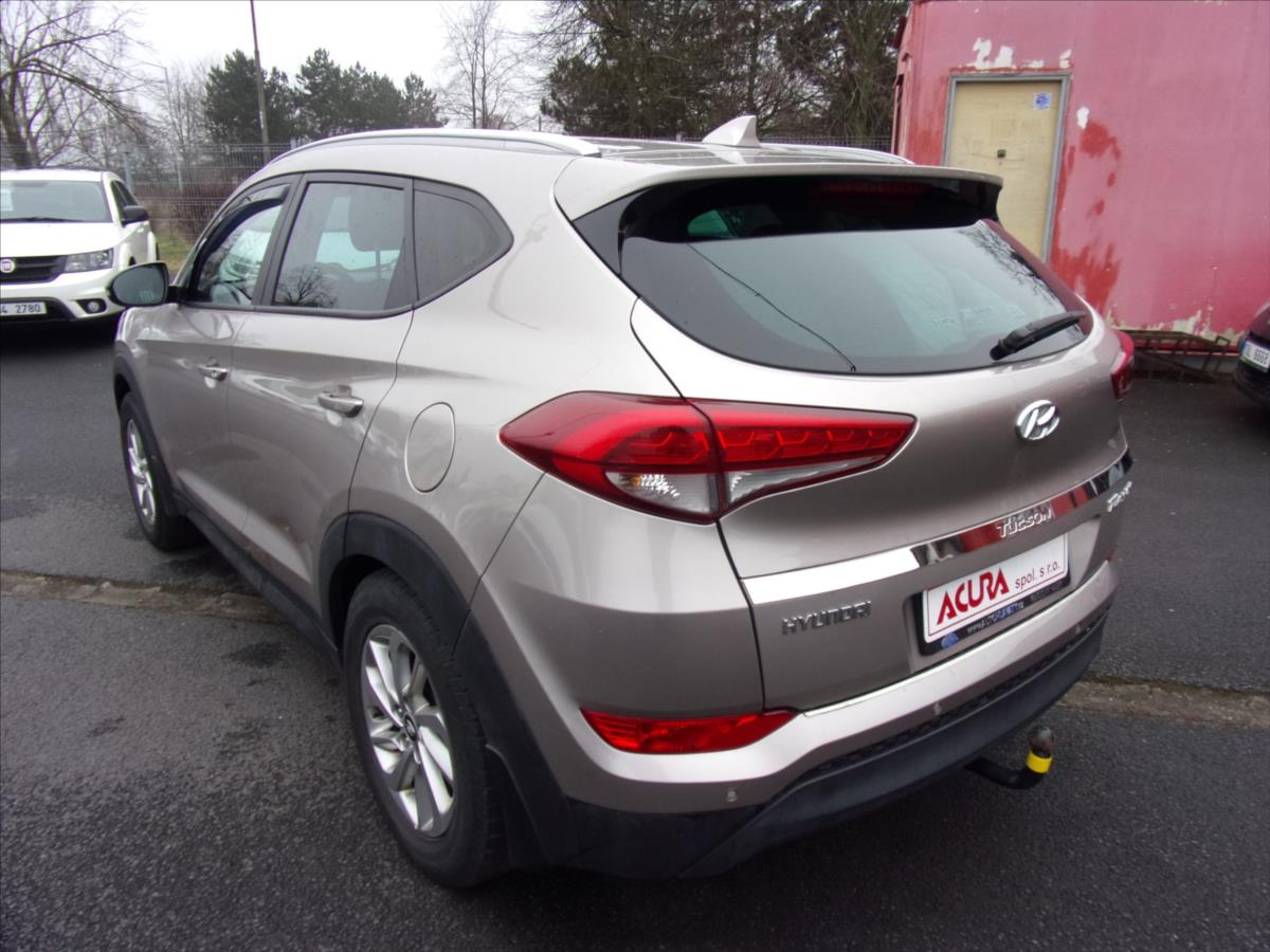 hyundai-tucson-1-7-crdi-trikolor-1maj - 4