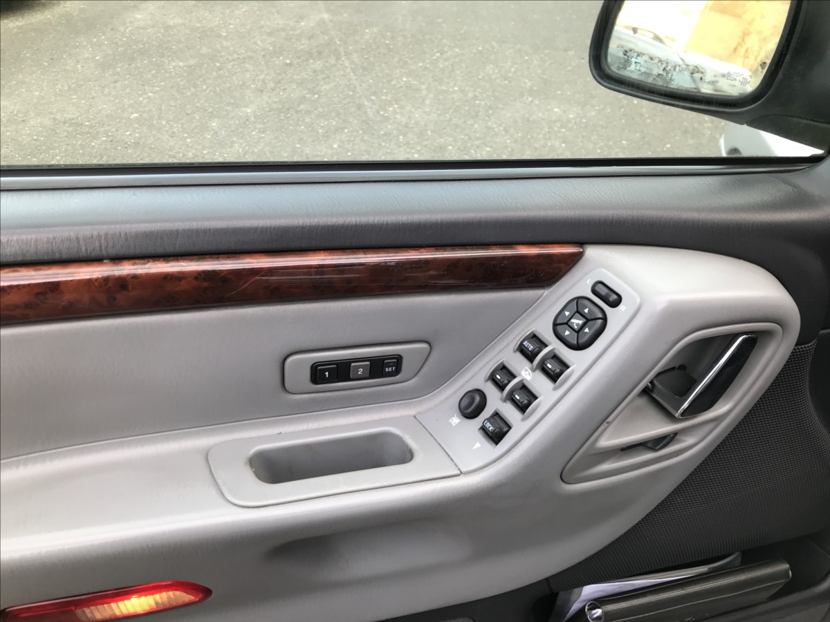 jeep-grand-cherokee-2-7-crdi-4x4-automat-120kw - 8