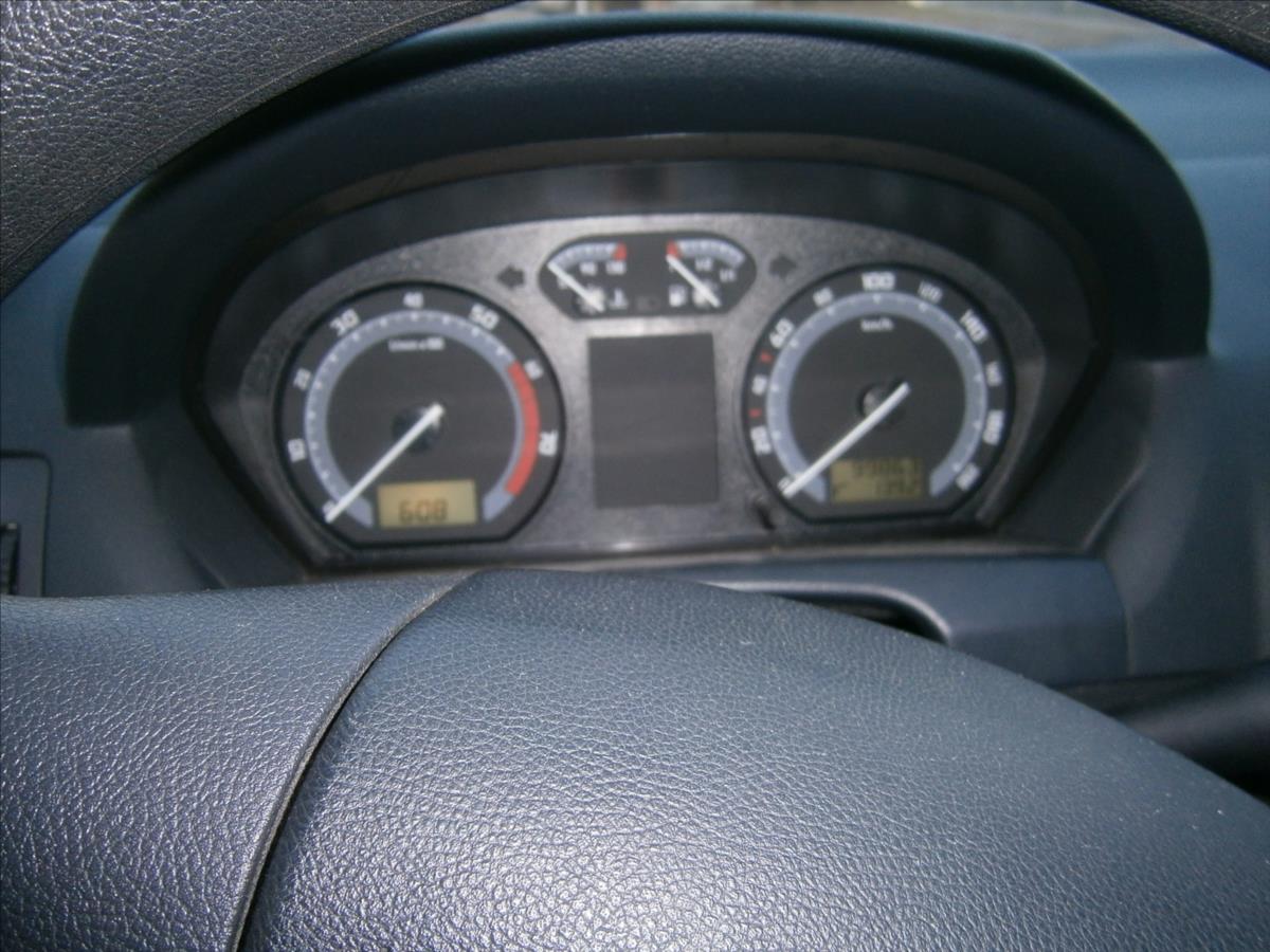 skoda-fabia-1-2-i-klima - 6
