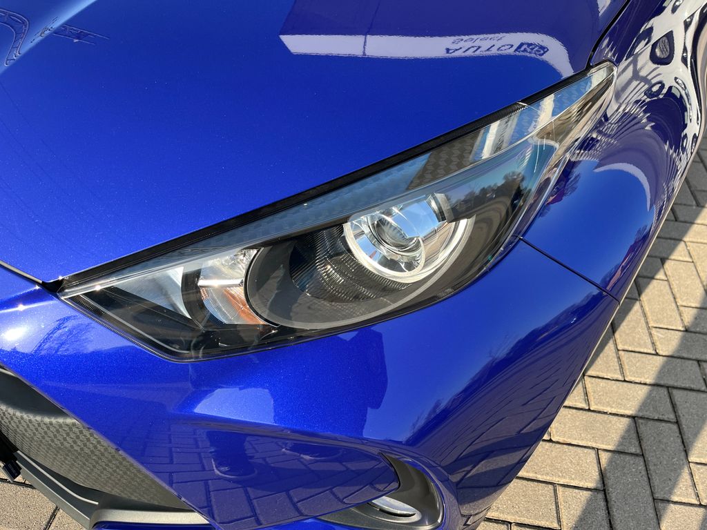 toyota-yaris-1-5-hybrid-e-cvt-comfort - 9