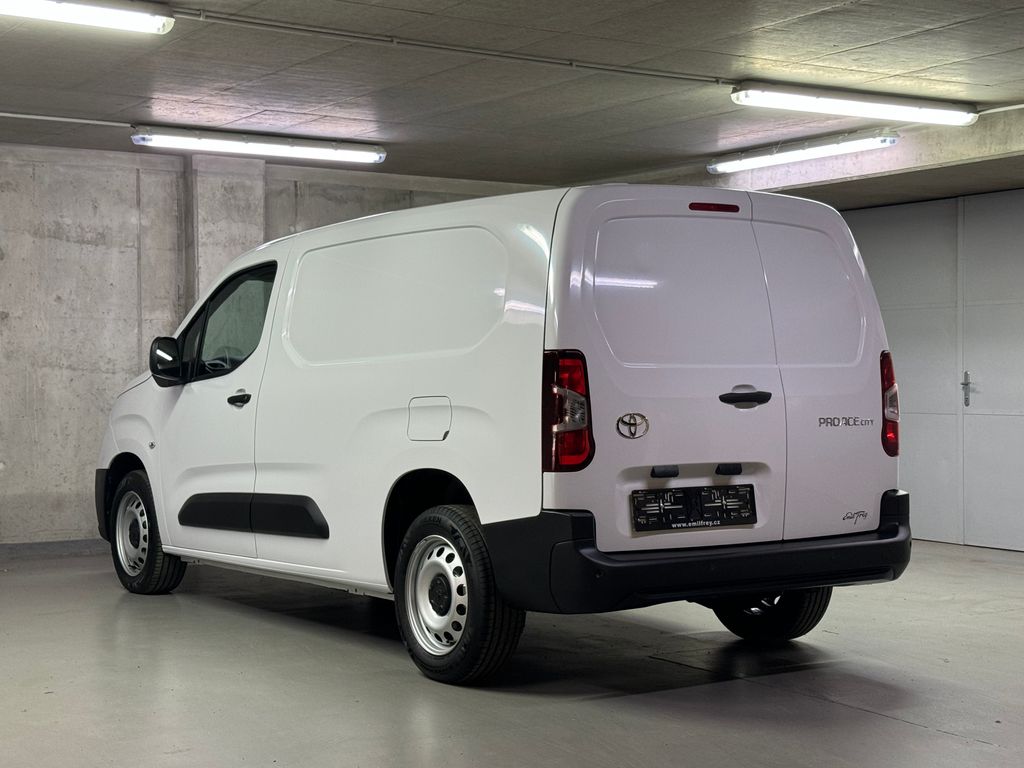 toyota-proace-city-panel-van-1-5d-100k-long - 6
