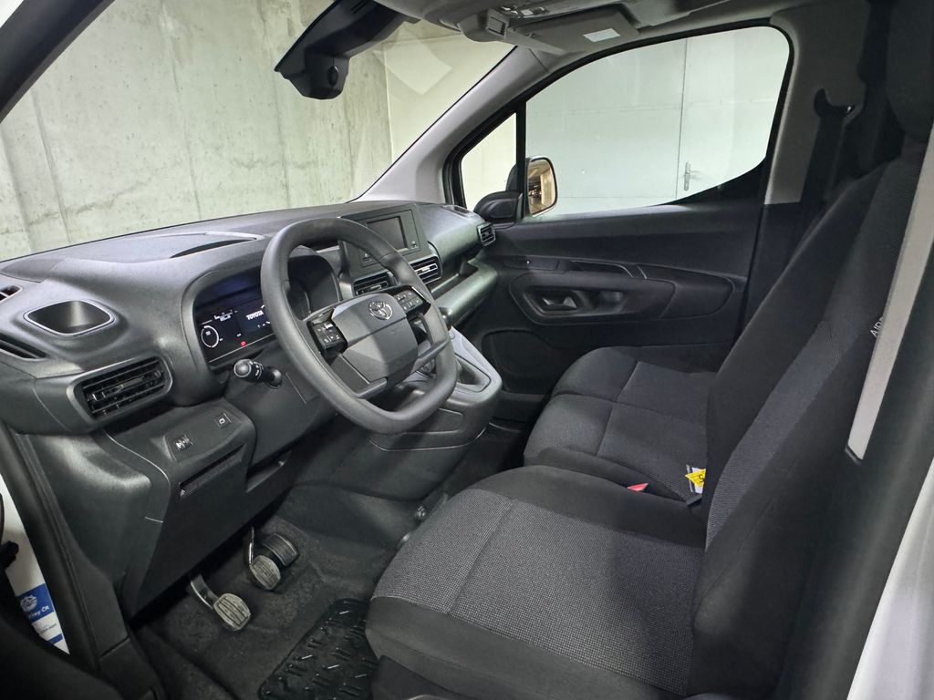 toyota-proace-city-panel-van-1-5d-100k-long - 8
