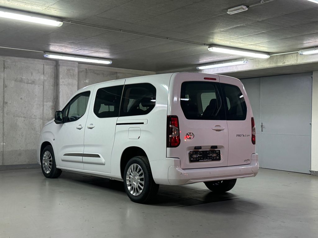 toyota-proace-city-verso-business-1-2-long-7-mist - 6