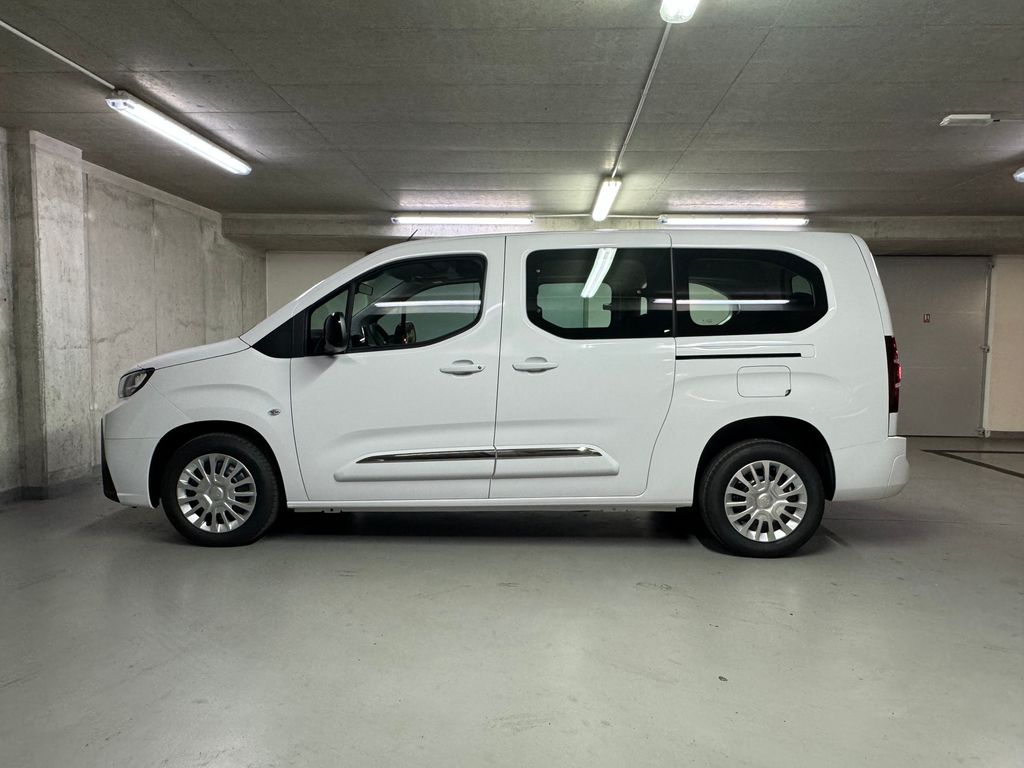 toyota-proace-city-verso-business-1-2-long-7-mist - 7