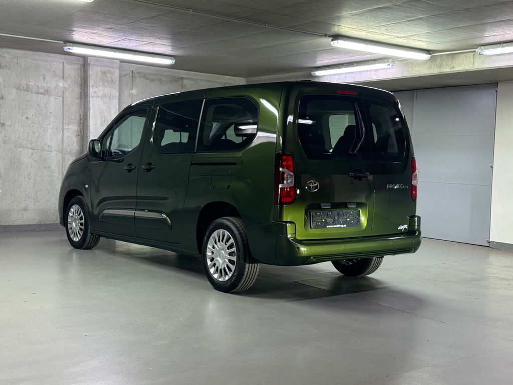 toyota-proace-city-verso-business-1-5-long-7-mist - 5