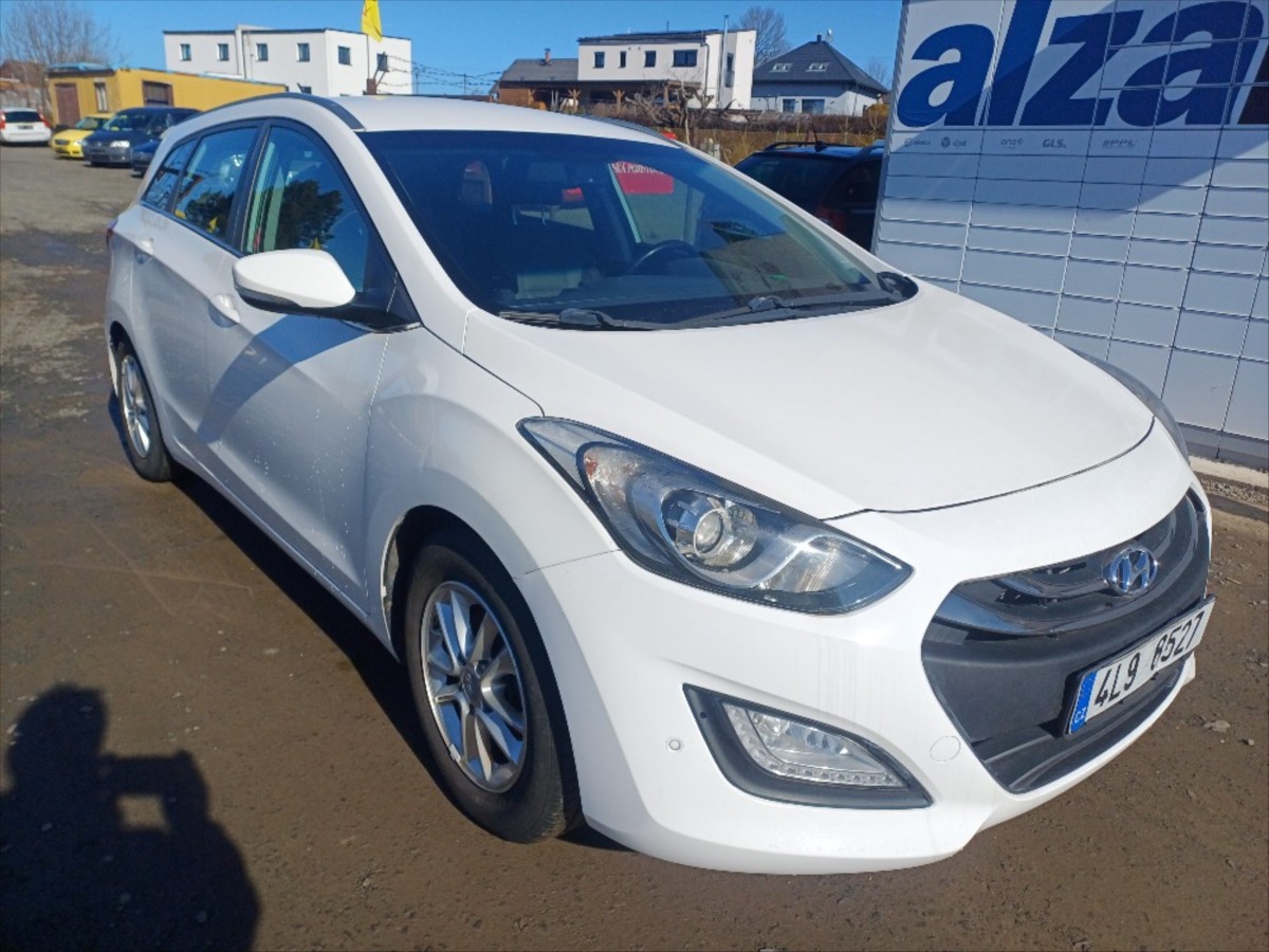 hyundai-i30-1-6-crdi - 2