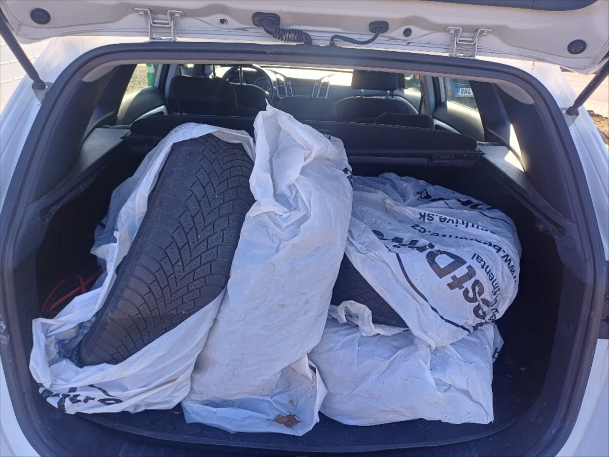 hyundai-i30-1-6-crdi - 9