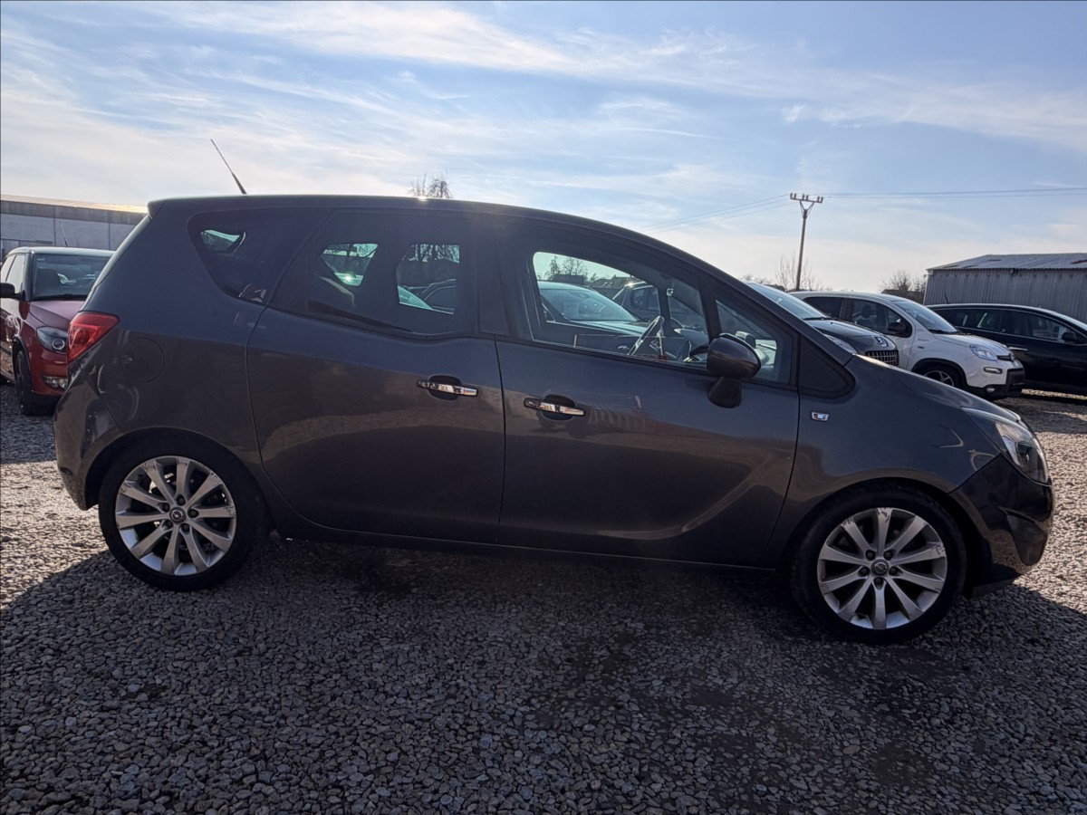 opel-meriva-1-7-cdti-automat - 3