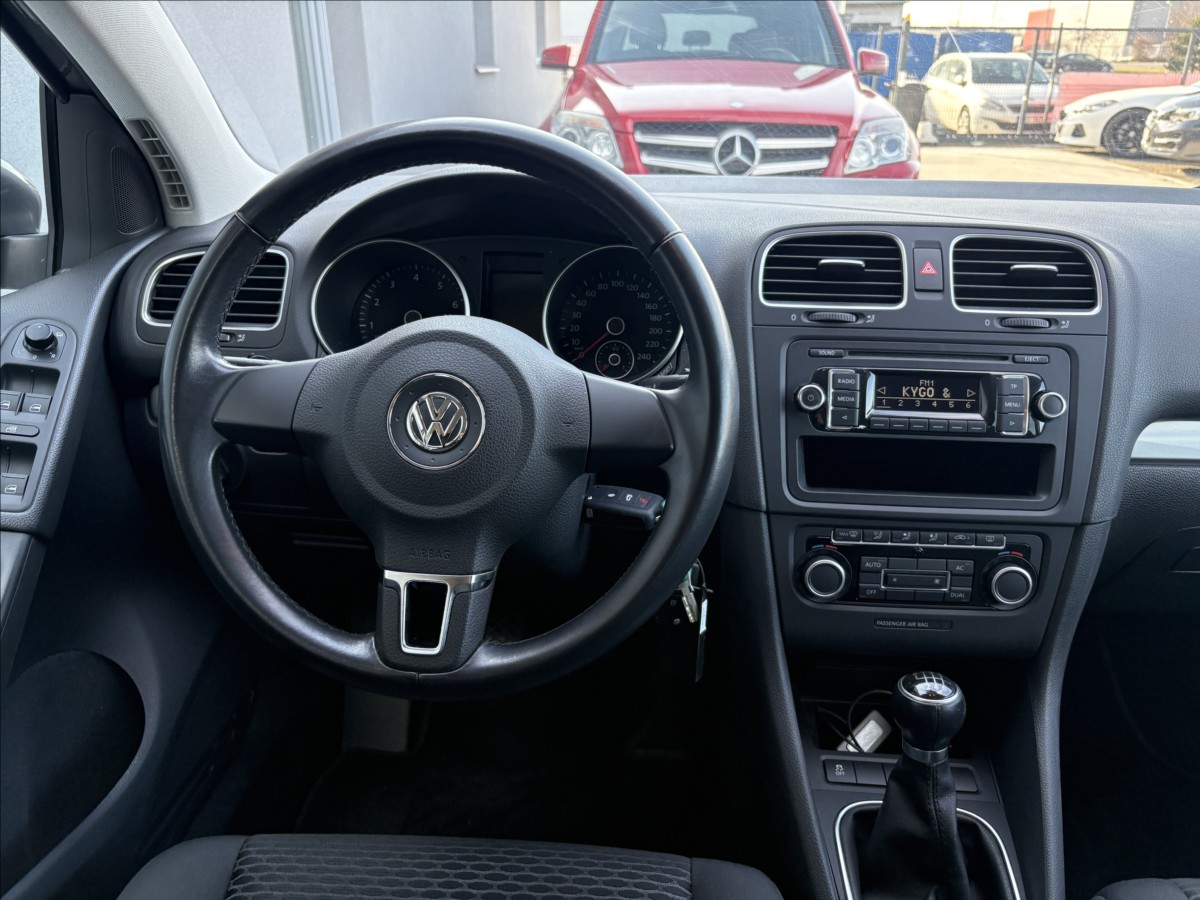 volkswagen-golf-1-2-77kw-cr-1-maj-servis-vw - 9