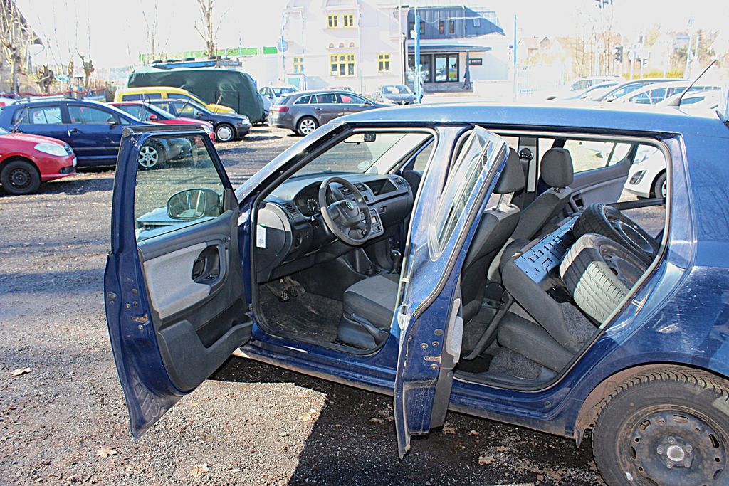 skoda-fabia-1-2i-51-kw-klima - 8