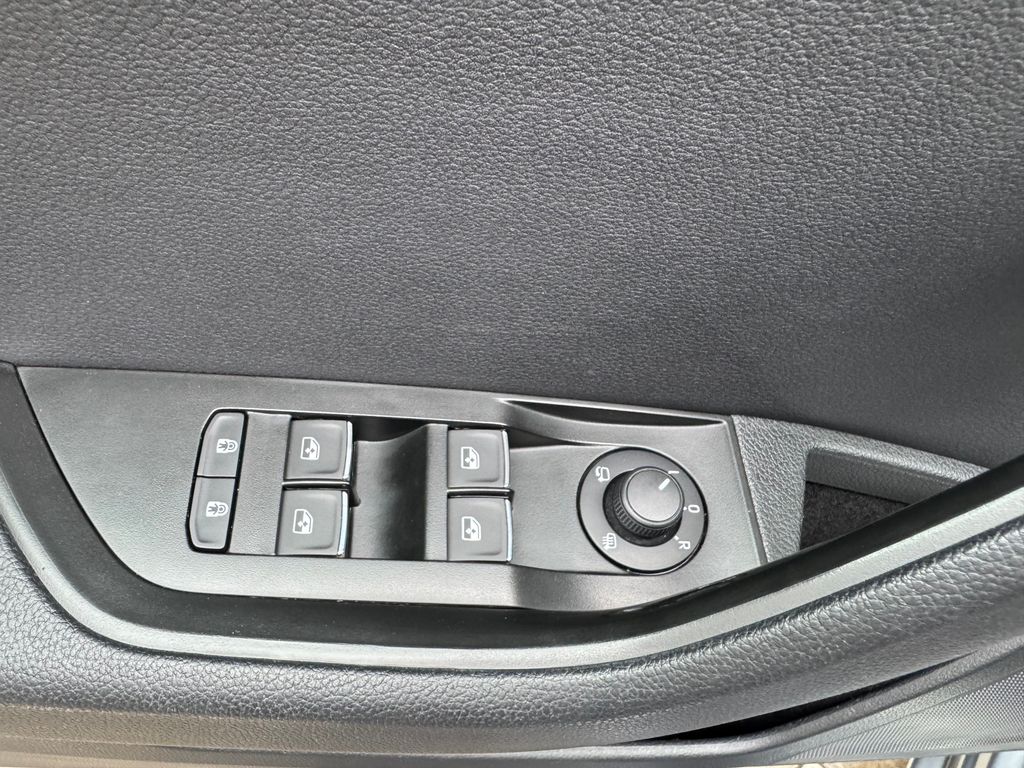 skoda-superb-combi-2-0-tdi-dsg-style - 6