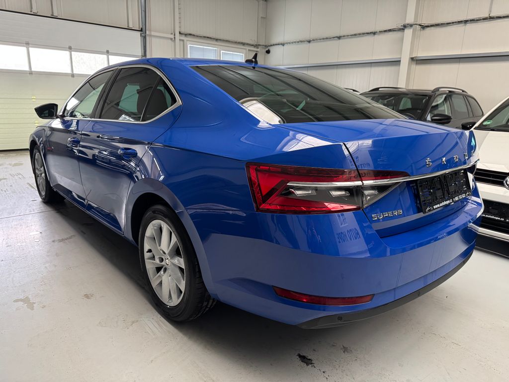 skoda-superb-2-0-tdi-dsg-style - 3
