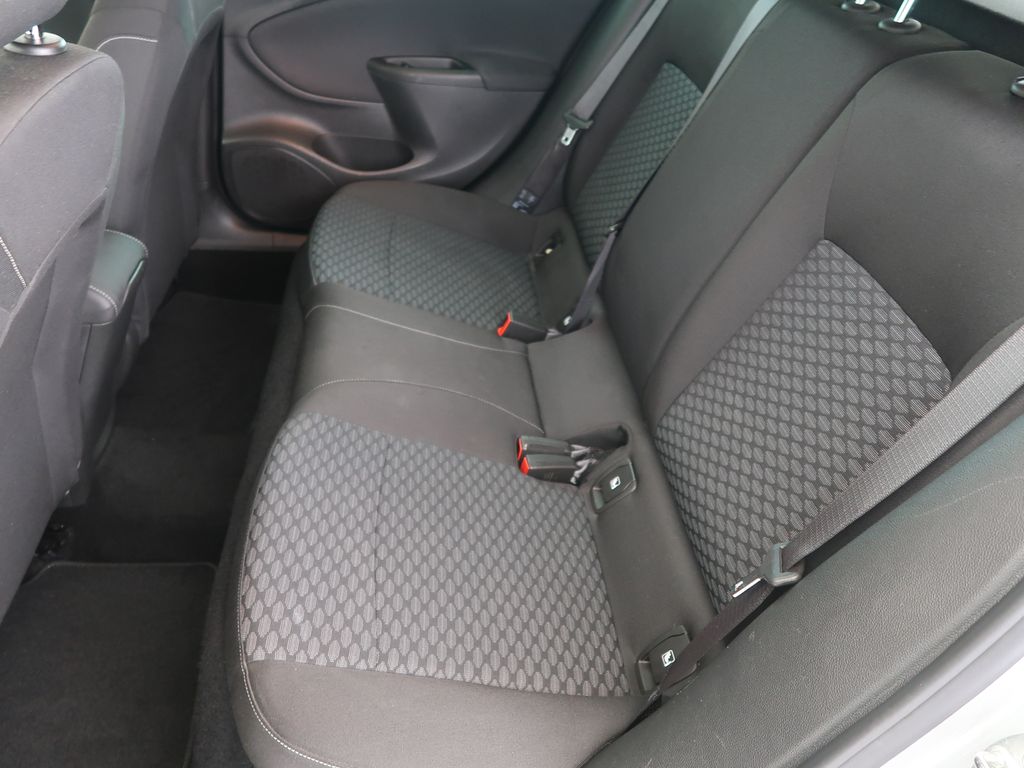 opel-astra-1-2turbo-81kw-man-s-s-edition - 9