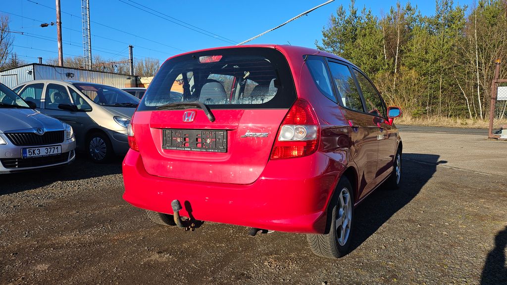 honda-jazz-1-3i - 4