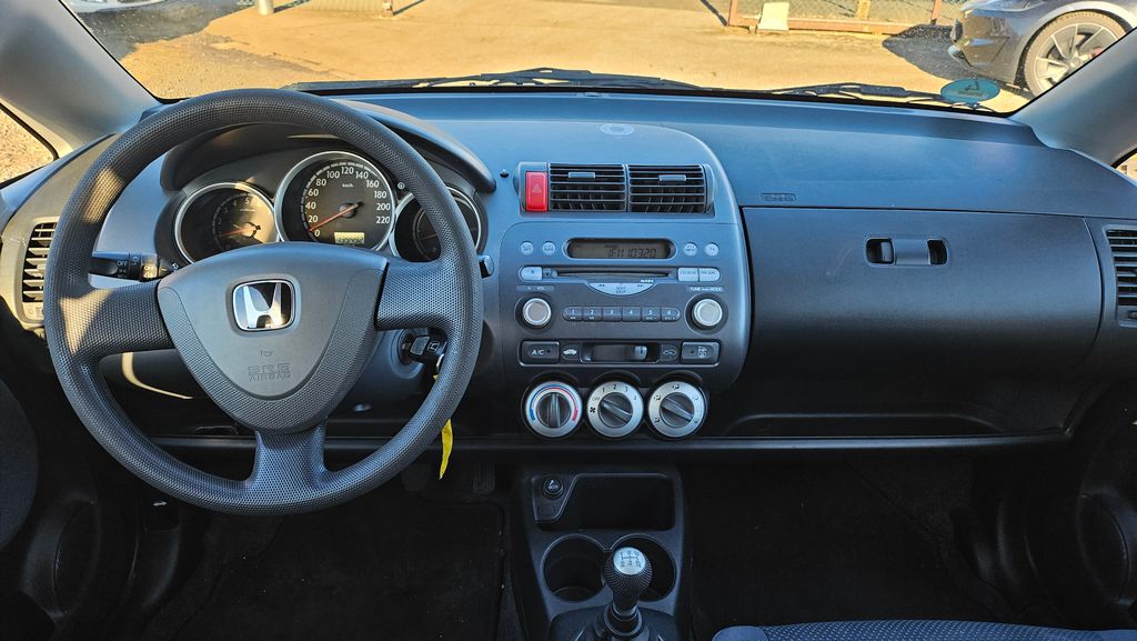 honda-jazz-1-3i - 8