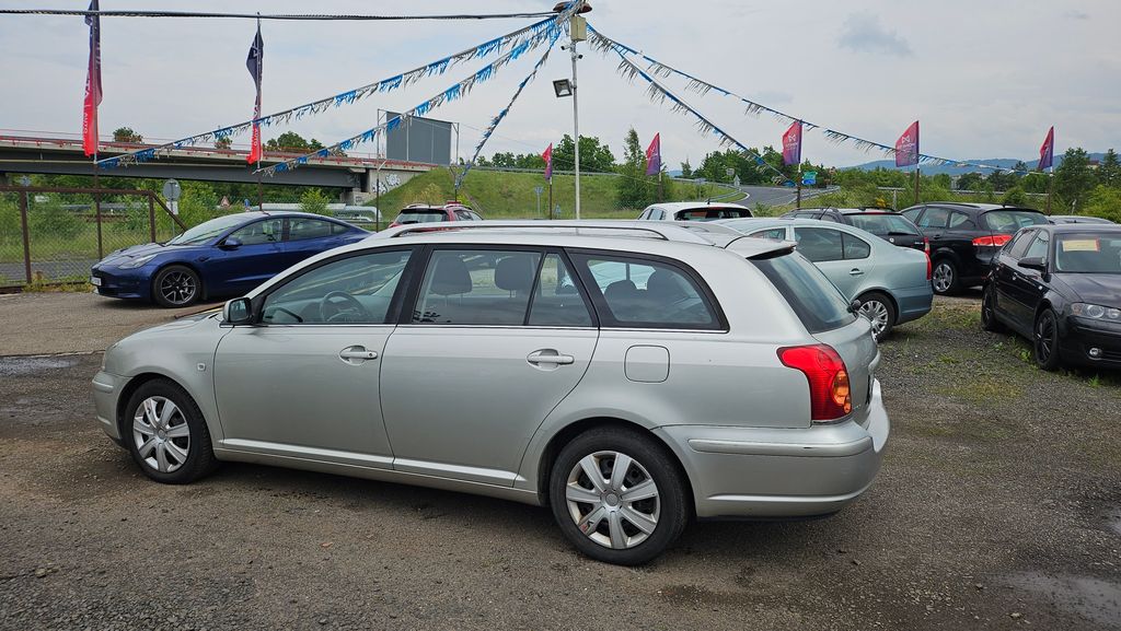 toyota-avensis-2-2-d4d - 3