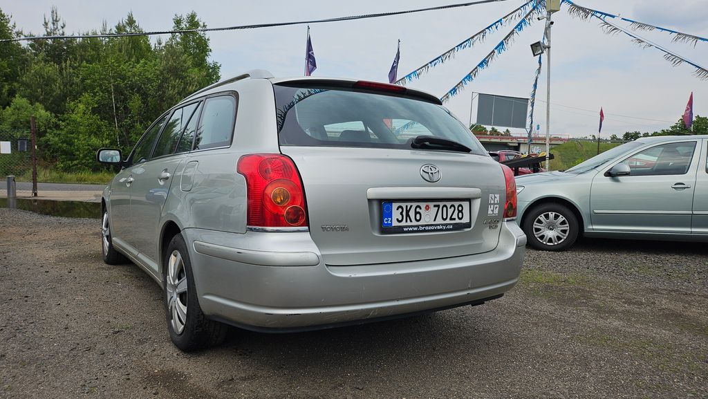 toyota-avensis-2-2-d4d - 5