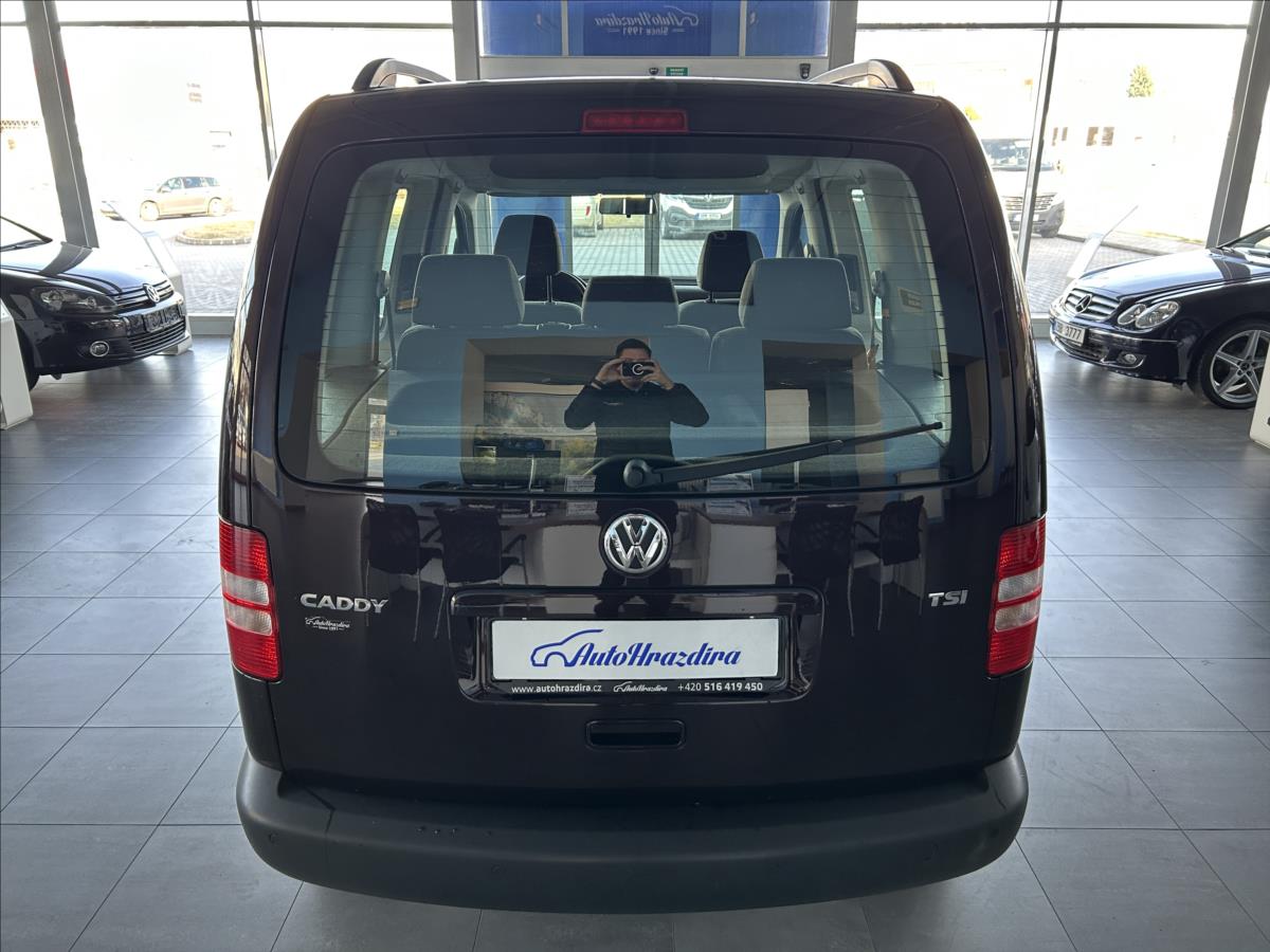 volkswagen-caddy-1-2-tsi-nove-rozvody-5-mist - 4