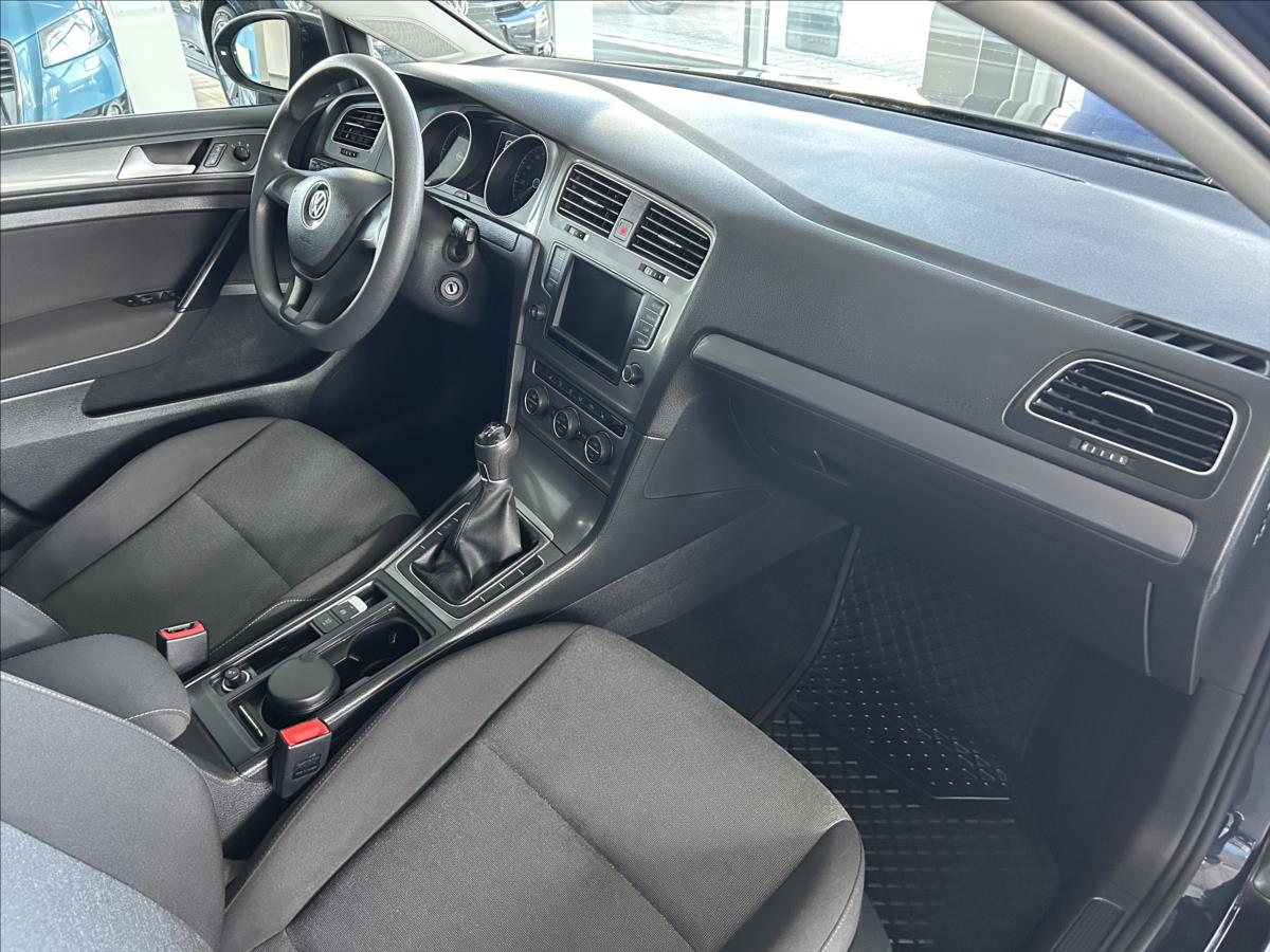 volkswagen-golf-1-6-tdi-81kw-serviska - 8
