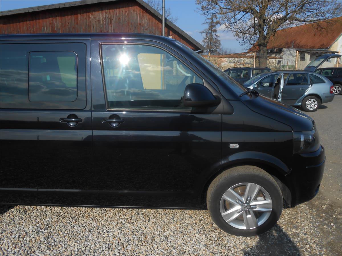 volkswagen-multivan-2-0-tdi-103kw-4motion - 3