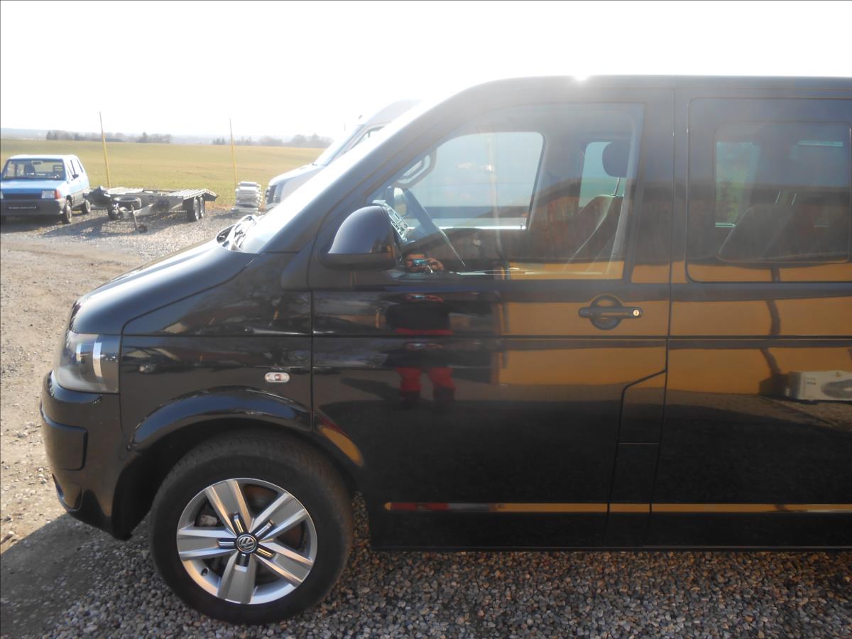 volkswagen-multivan-2-0-tdi-103kw-4motion - 9