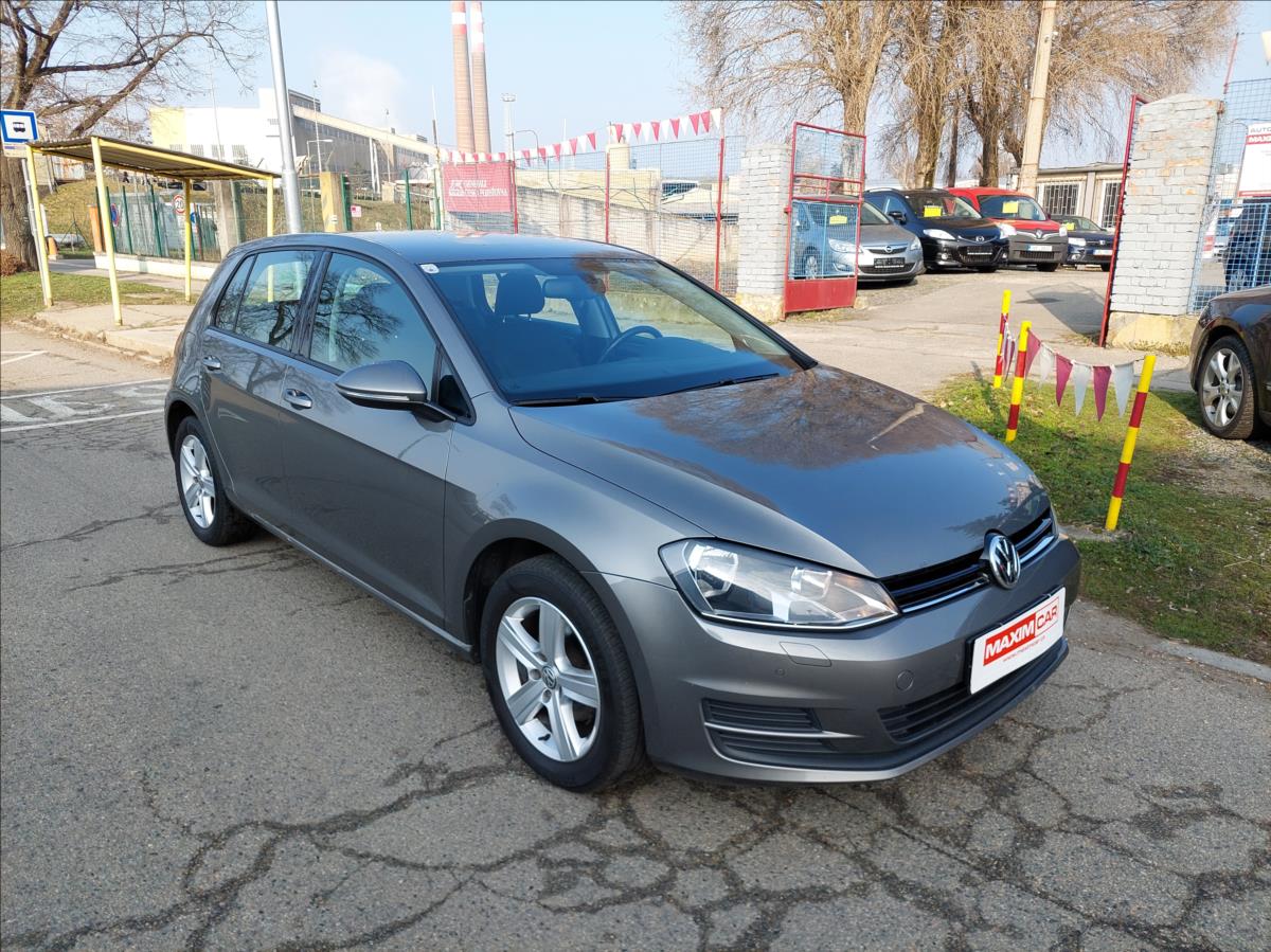 volkswagen-golf-1-2-tsi-bluemotion - 2
