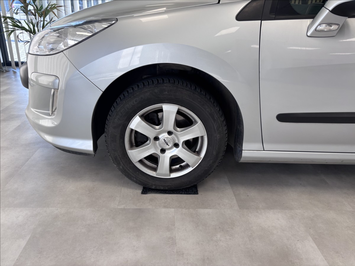 peugeot-308-1-6-vti-120 - 3