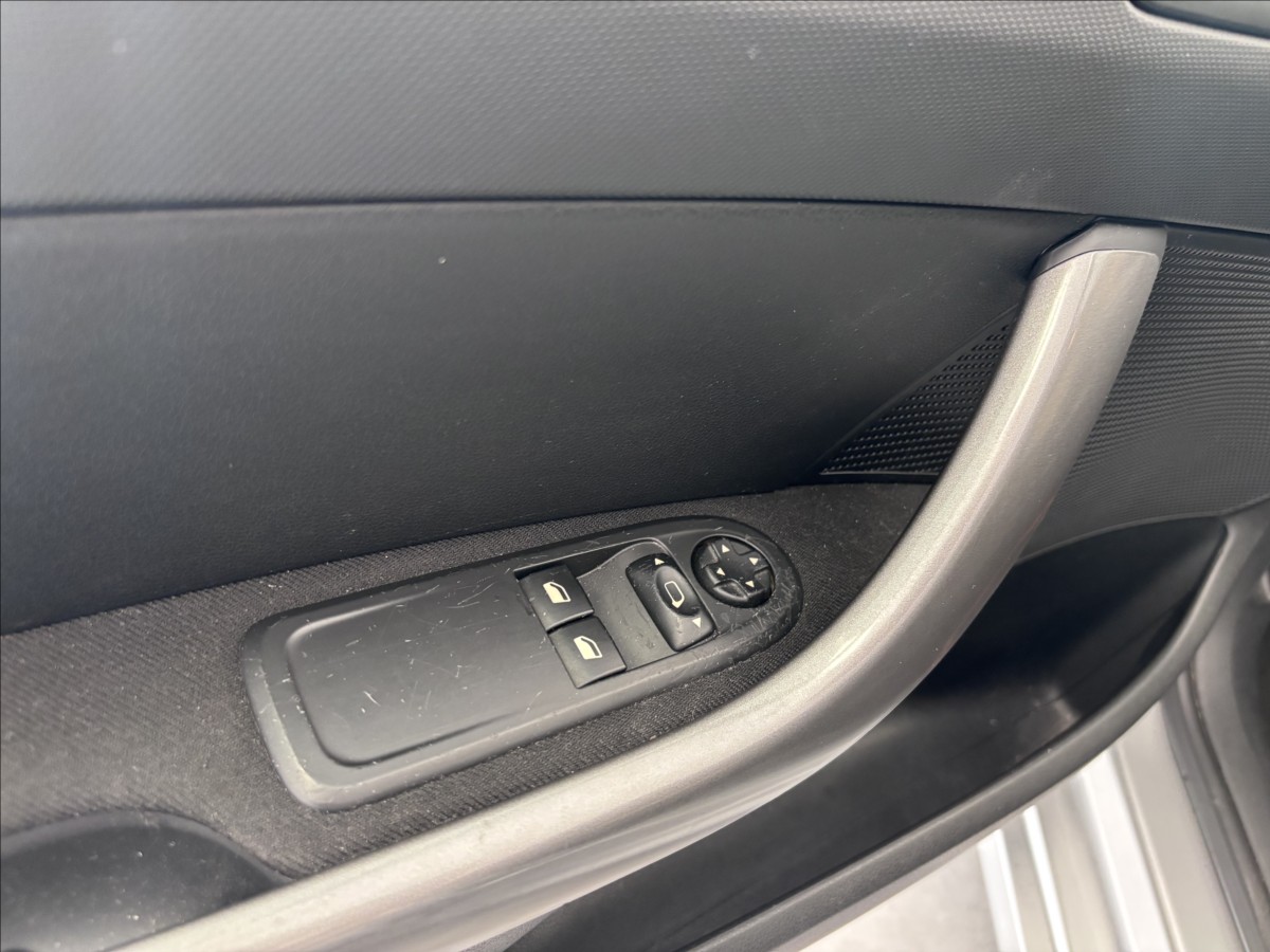 peugeot-308-1-6-vti-120 - 7