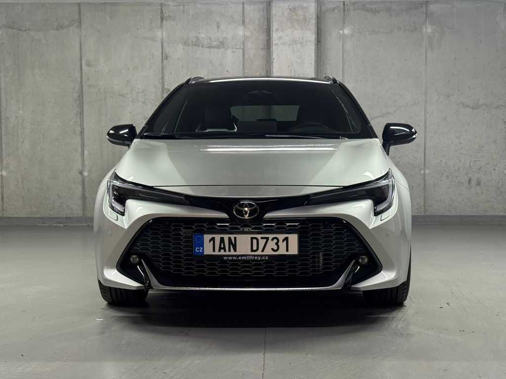 toyota-corolla-gr-sport-dynamic-2-0-hybrid - 1