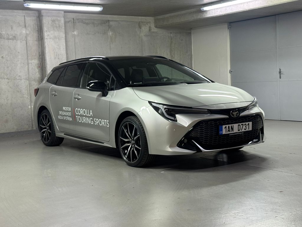 toyota-corolla-gr-sport-dynamic-2-0-hybrid - 2