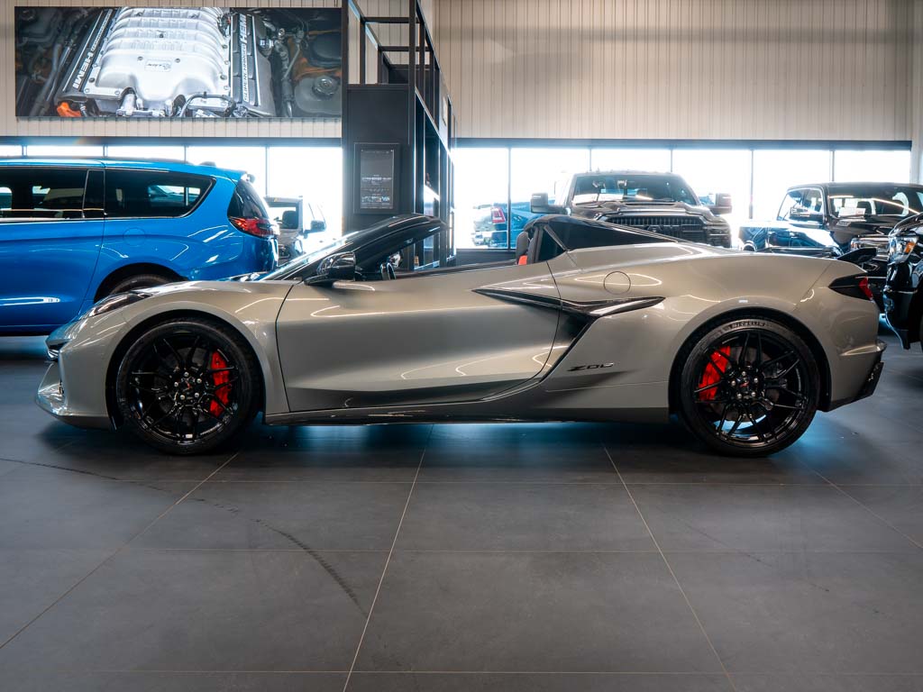chevrolet-corvette-5-5-c8-z06-3lz-convertible - 2