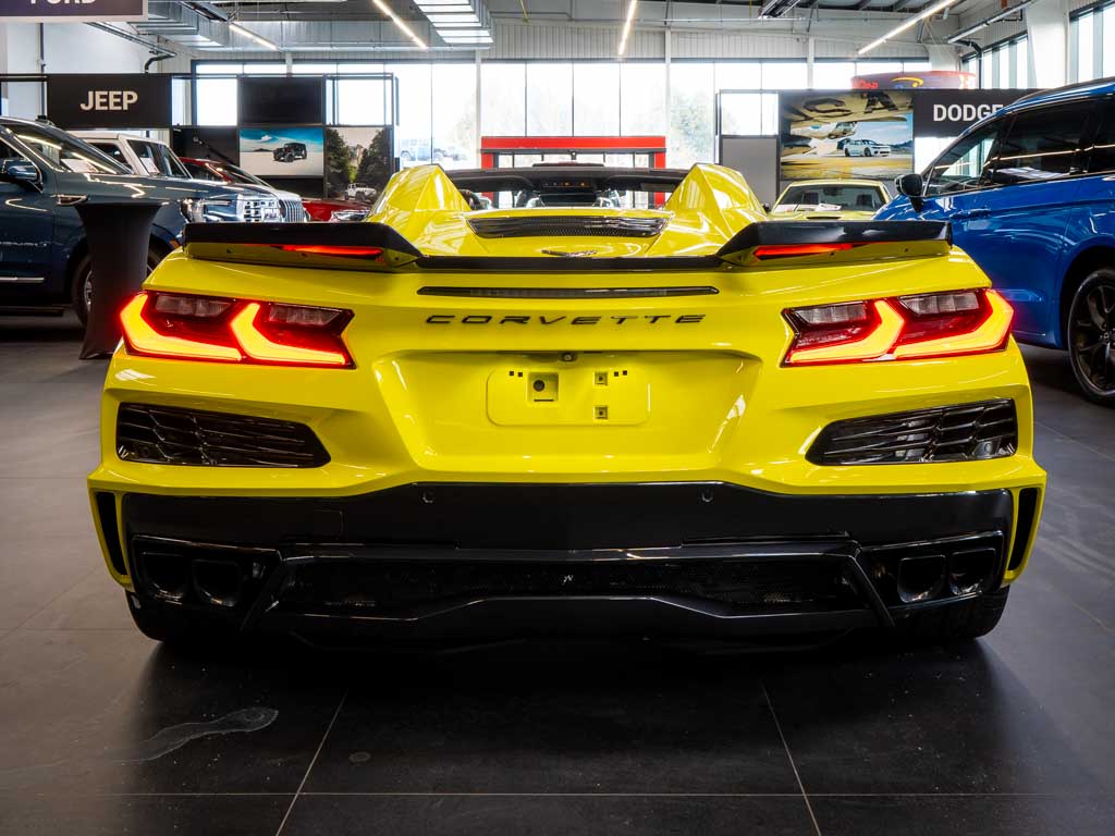 chevrolet-corvette-5-5-c8-z06-3lz-convertible - 5