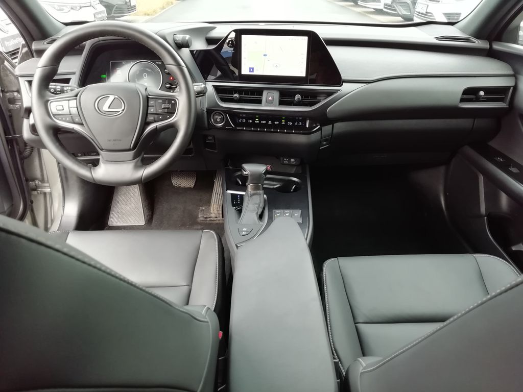 lexus-h-f-sport-design - 6