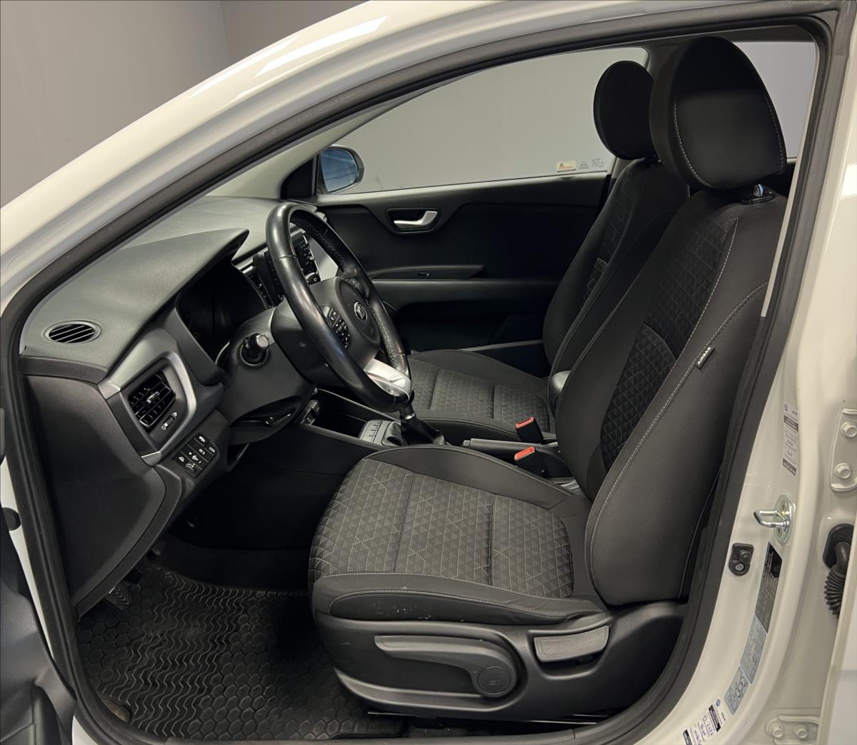 kia-rio-1-2-comfort - 6