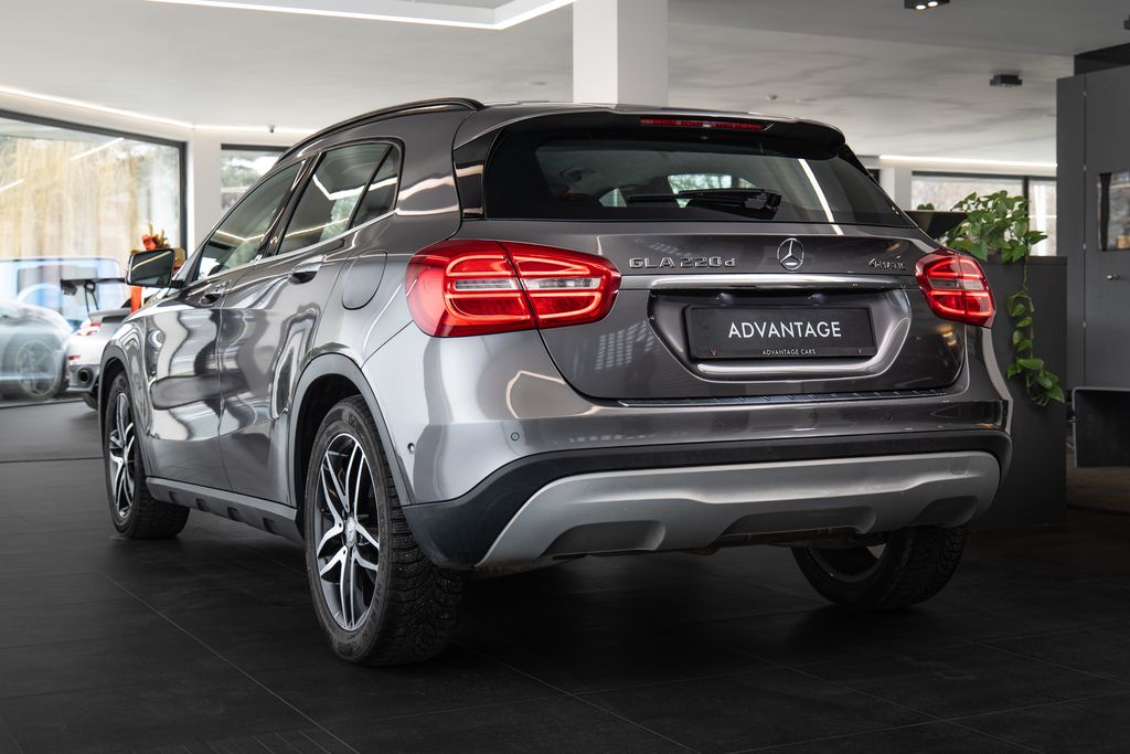 mercedes-benz-gla-d-4matic-vyhrivana-sedadla-par - 3