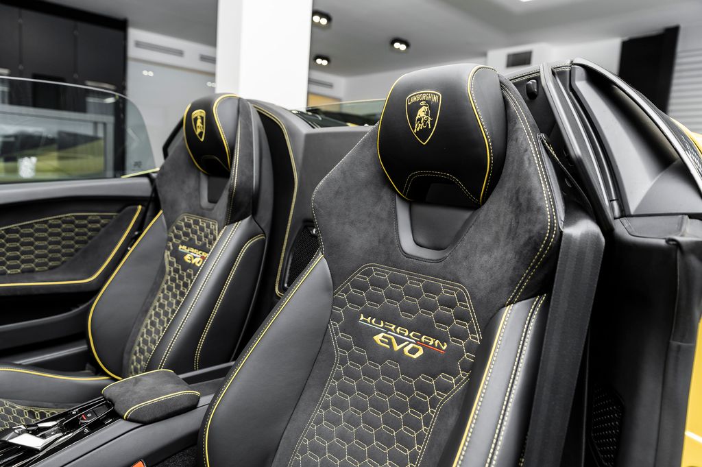 lamborghini-huracan-evo-spyder - 6