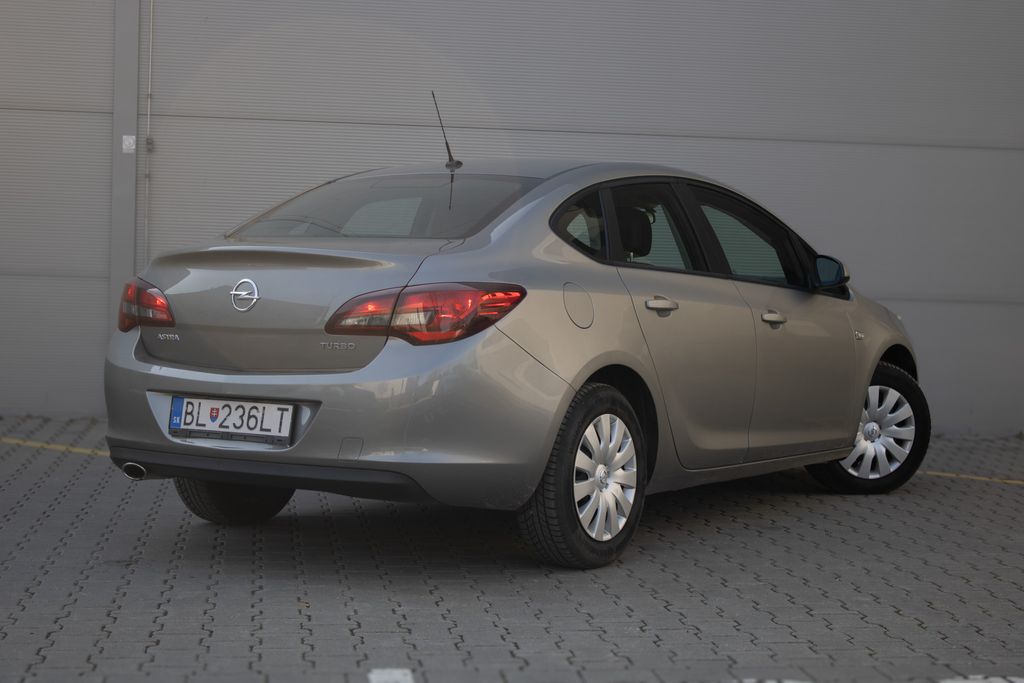 opel-astra-opel-astra-servisni-knizka - 4