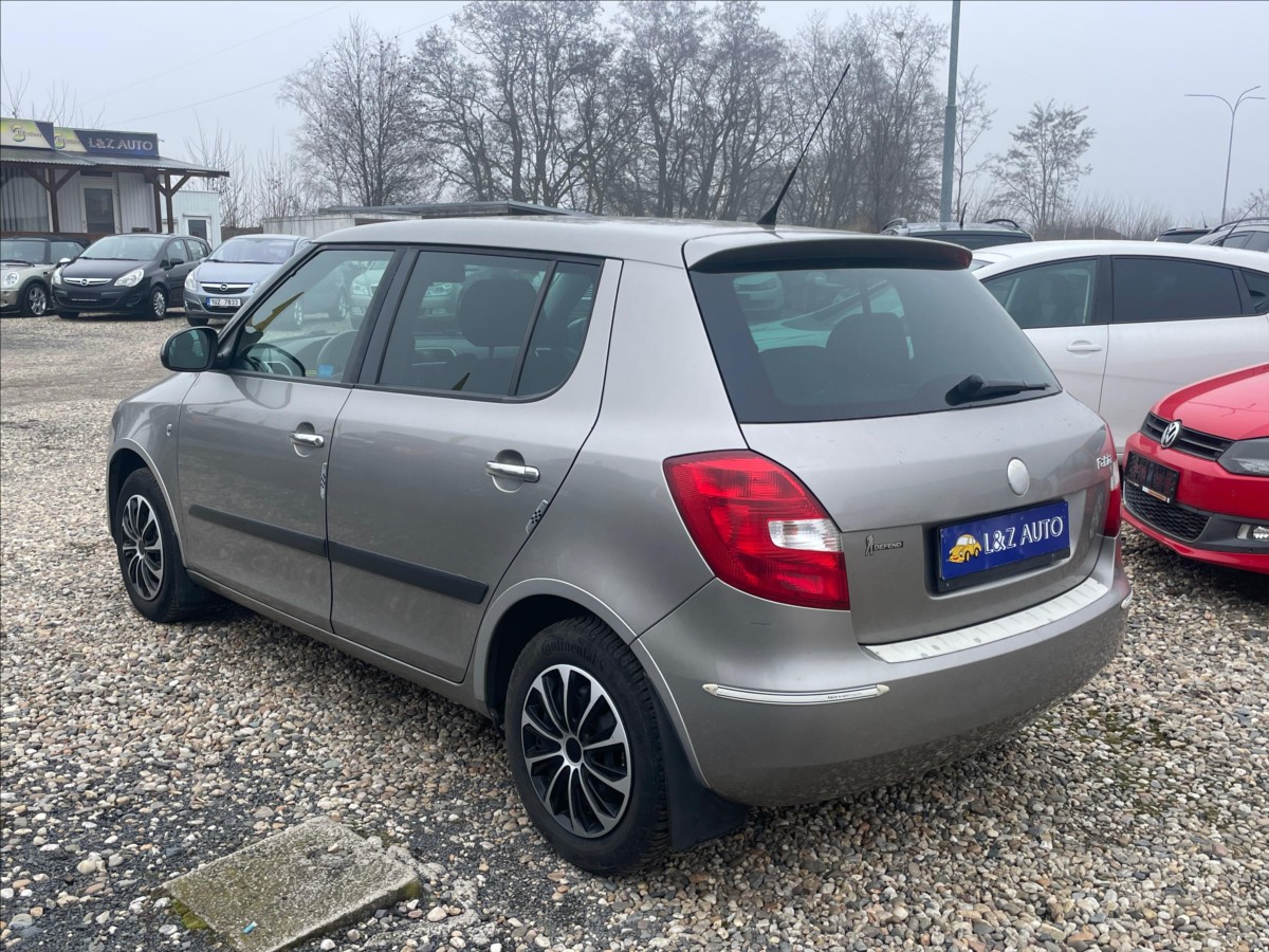 skoda-fabia-1-6-16v-lpg - 3