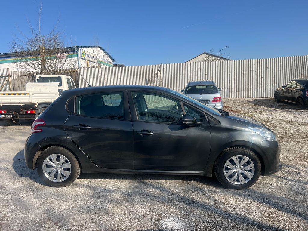 peugeot-208-1-2vti - 1