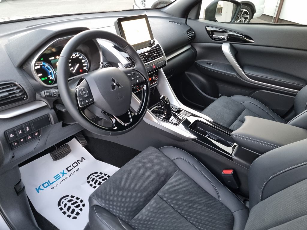 mitsubishi-2-4-phev-4x4-odpocet-dph - 8