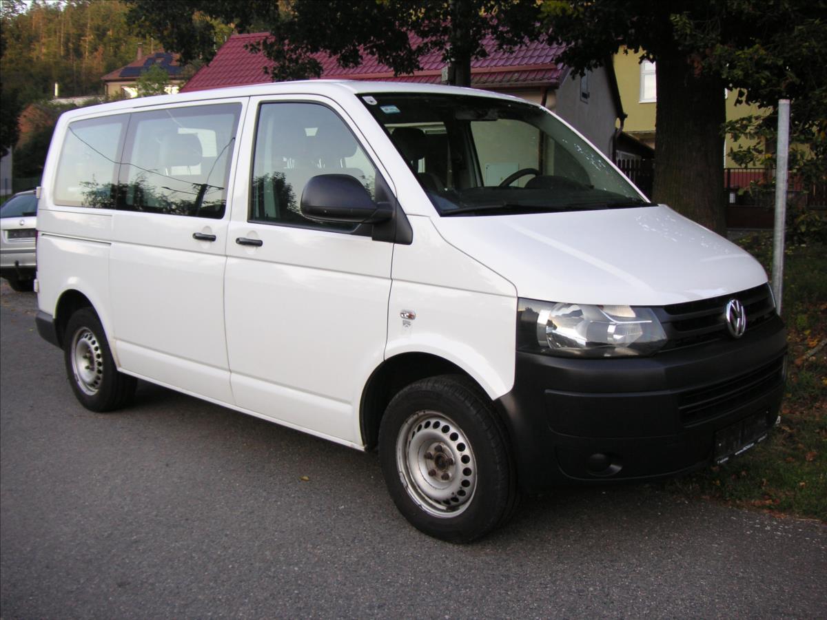 volkswagen-transporter-2-0-tdi-serviska-t5-facelift - 1