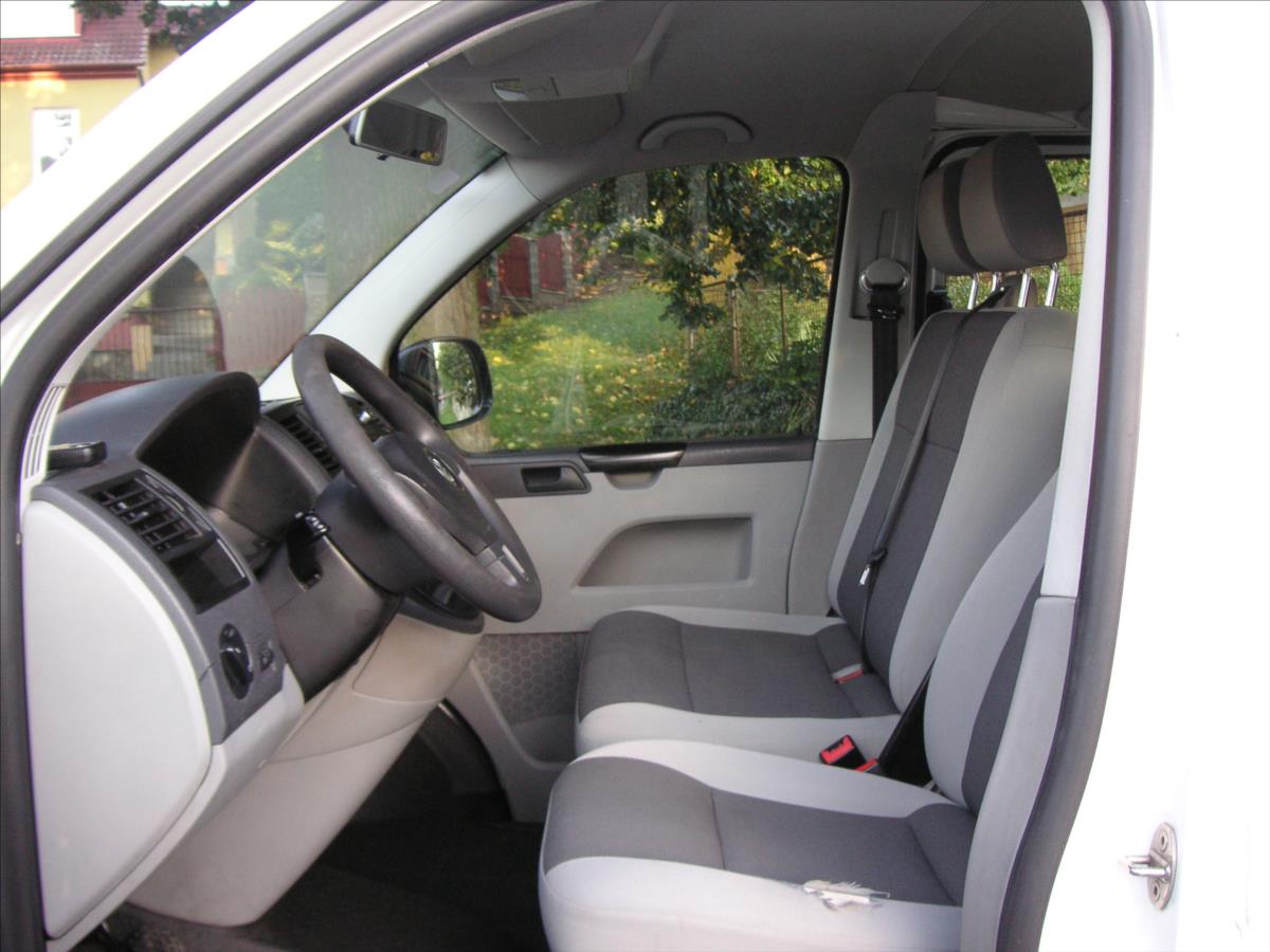 volkswagen-transporter-2-0-tdi-serviska-t5-facelift - 6