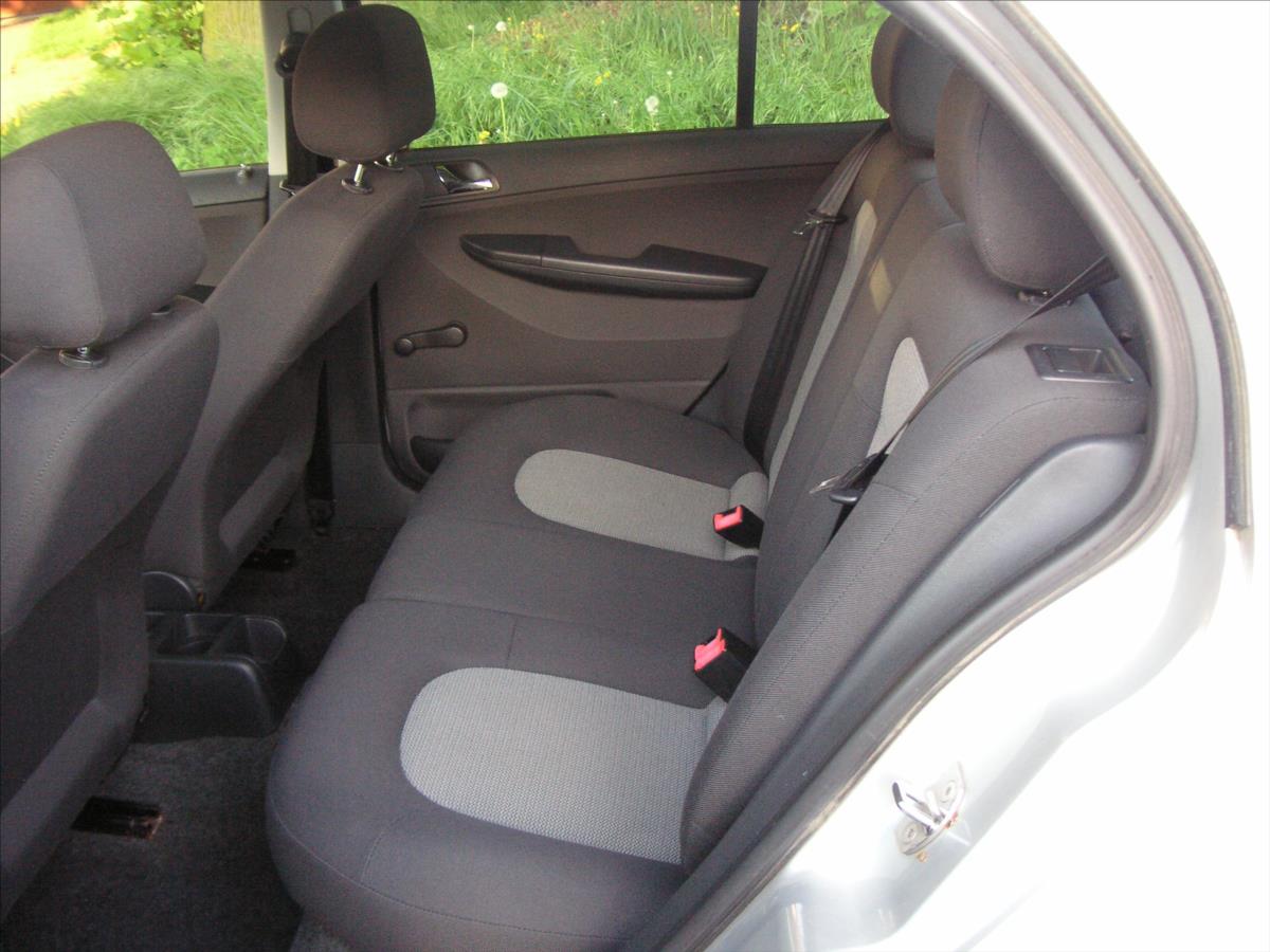 skoda-fabia-1-9-sdi - 8