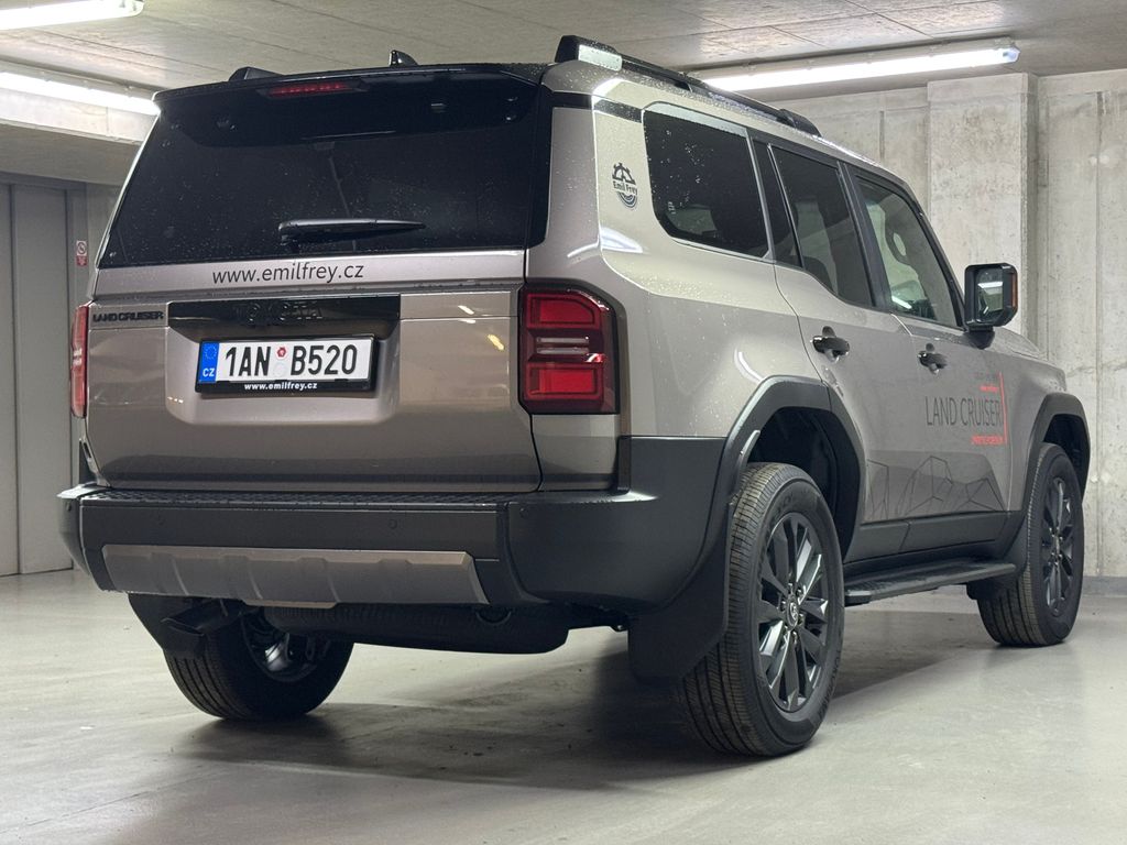 toyota-land-cruiser-executive-2-8l-diesel-48v-mhev - 4